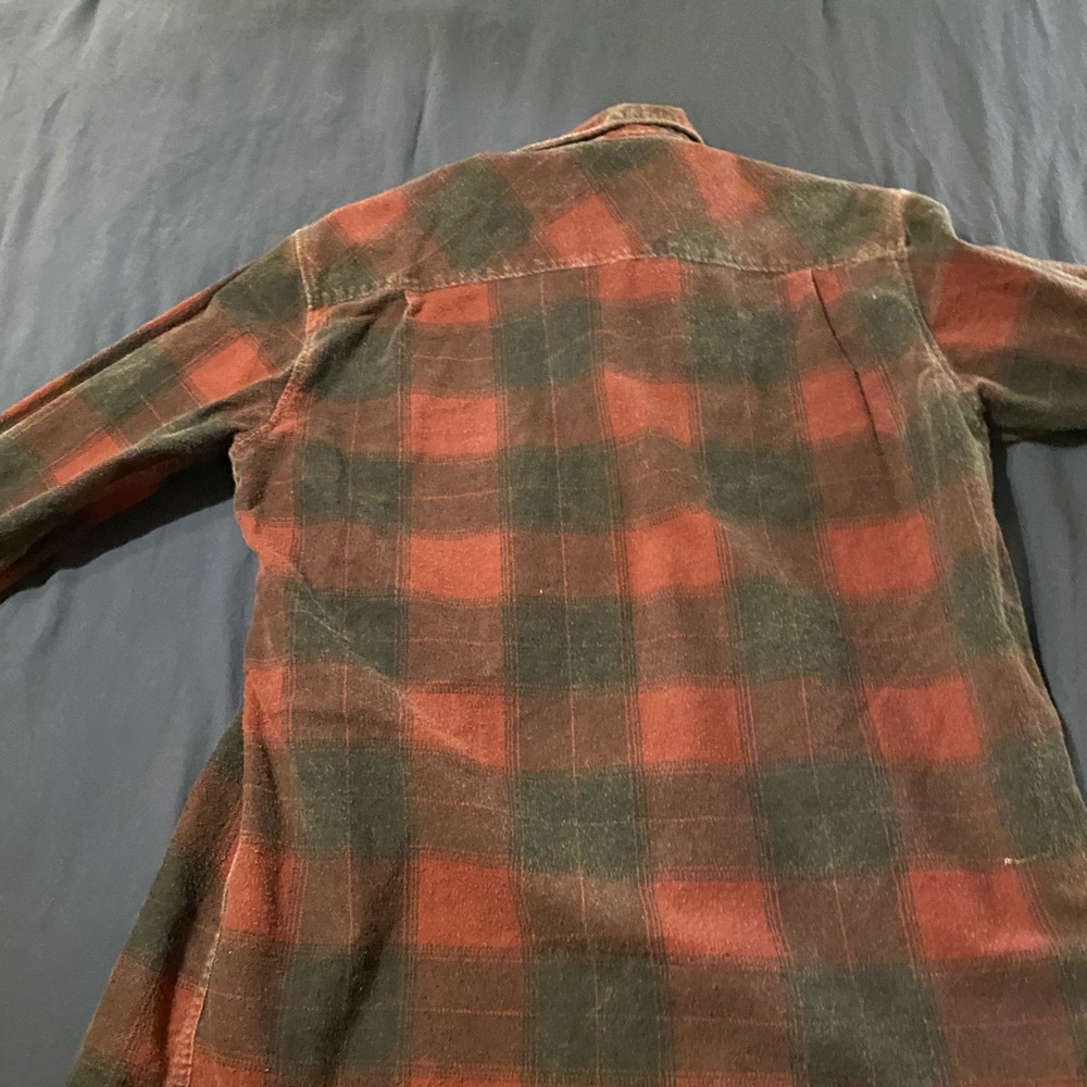 RVCA long sleeve button down shirt LARGE